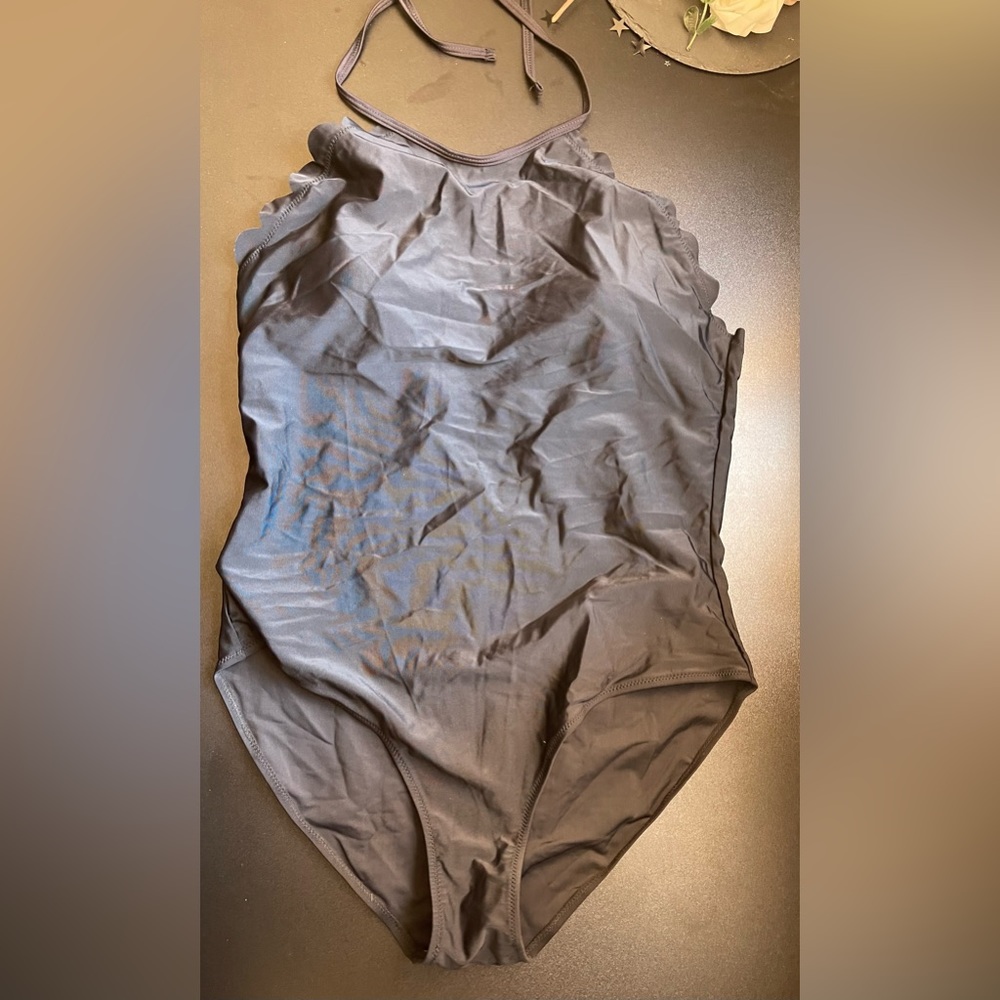 Black One-piece Swimsuit